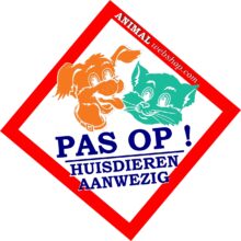 2023-11 Sticker Pas Op Huisdieren AnimalWebshop B